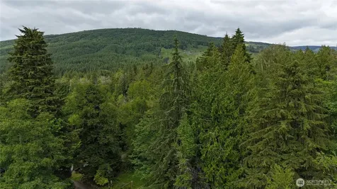 26204 Helmick Road Sedro Woolley WA 98284