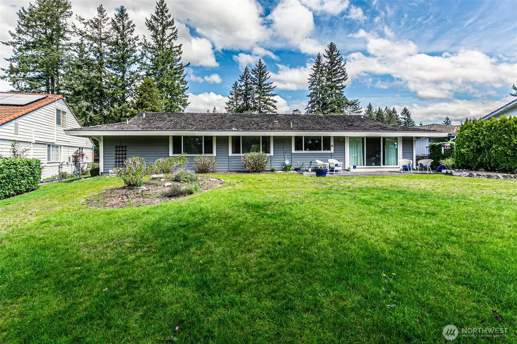 14229 SE 165th Place Renton WA 98058
