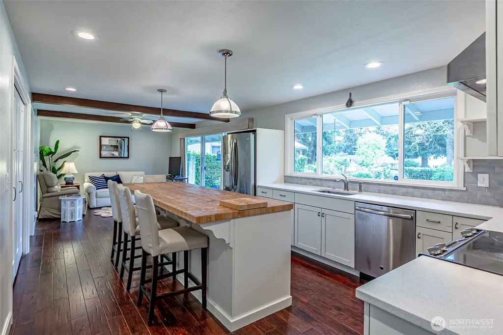 14229 SE 165th Place Renton WA 98058