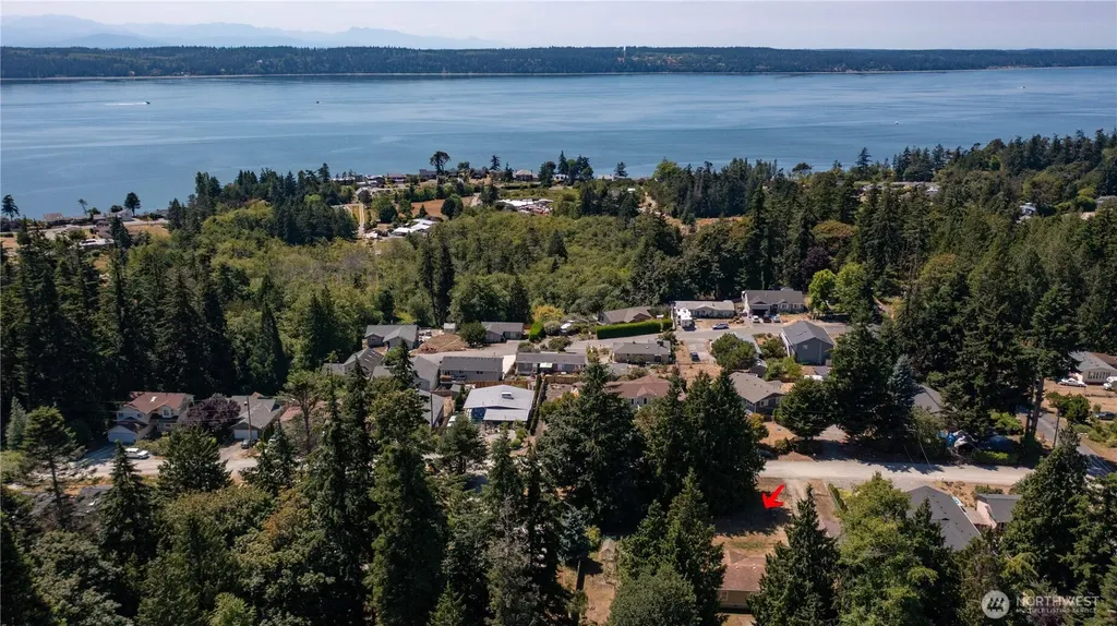 1069 Ellie Lane Camano Island WA 98282