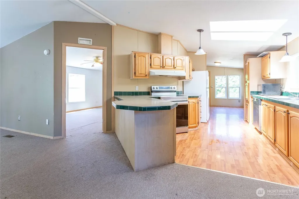 1069 Ellie Lane Camano Island WA 98282