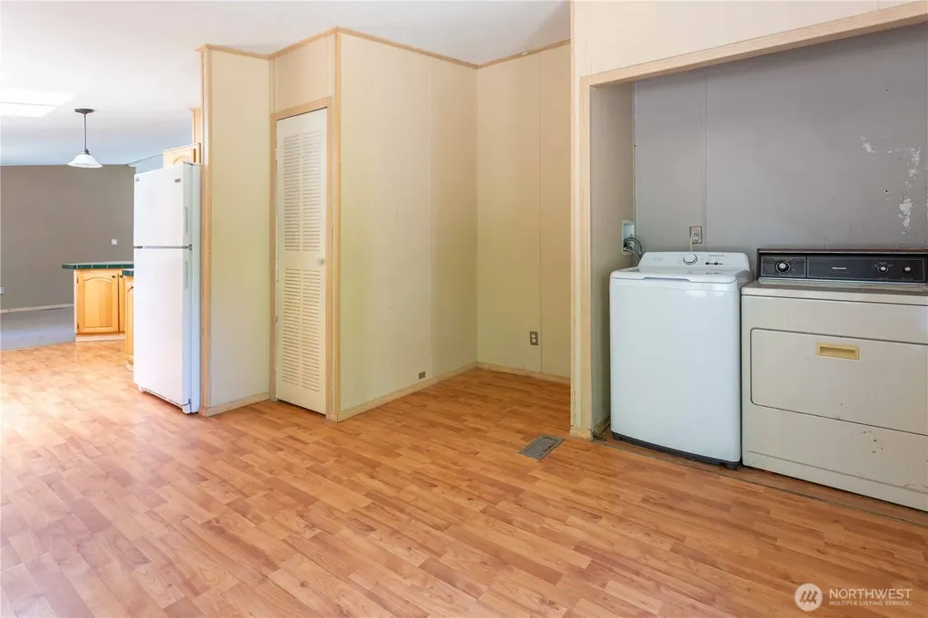 1069 Ellie Lane Camano Island WA 98282