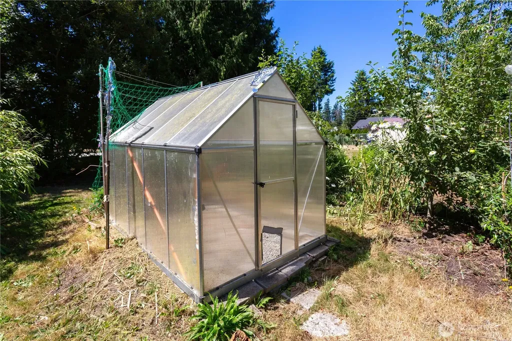 1069 Ellie Lane Camano Island WA 98282