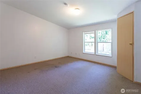 1069 Ellie Lane Camano Island WA 98282