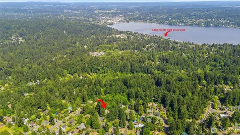 17014 25th Avenue NE Lake Forest Park WA 98155