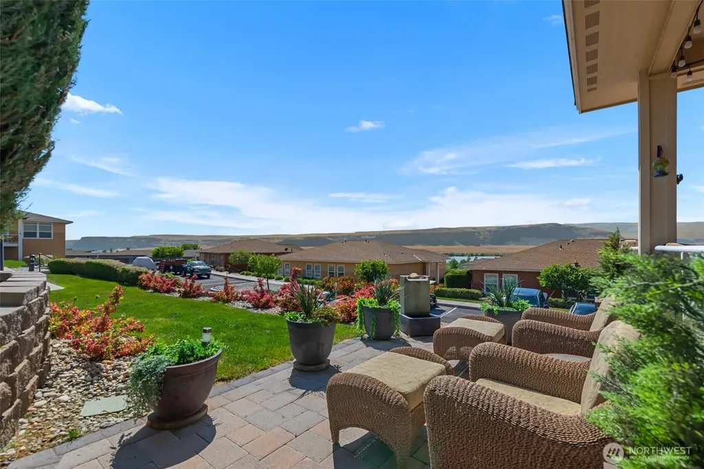 9119 Seahawk Lane NW Quincy WA 98848