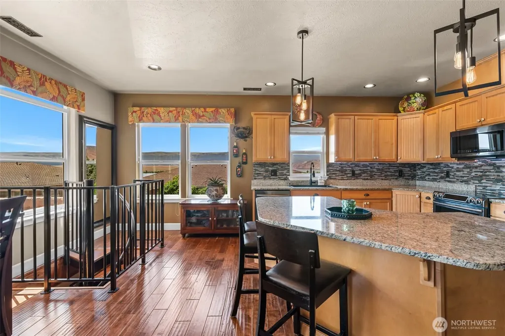 9119 Seahawk Lane NW Quincy WA 98848