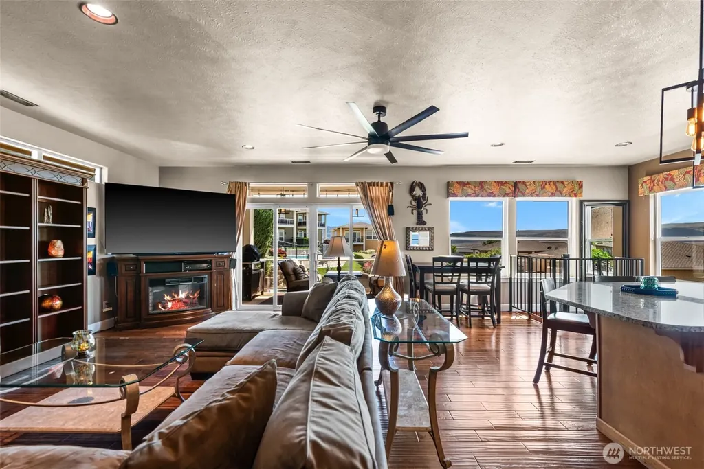 9119 Seahawk Lane NW Quincy WA 98848