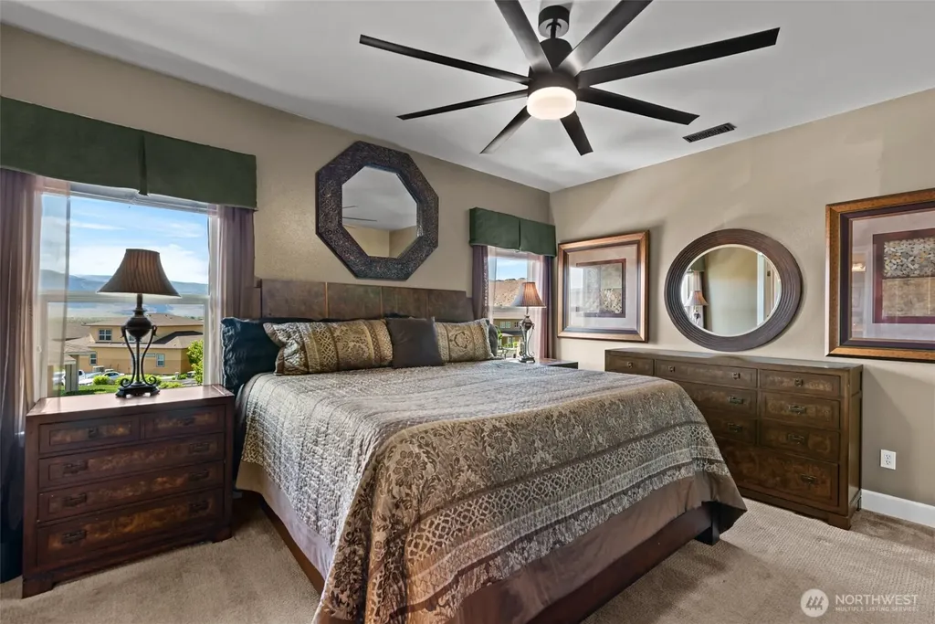 9119 Seahawk Lane NW Quincy WA 98848