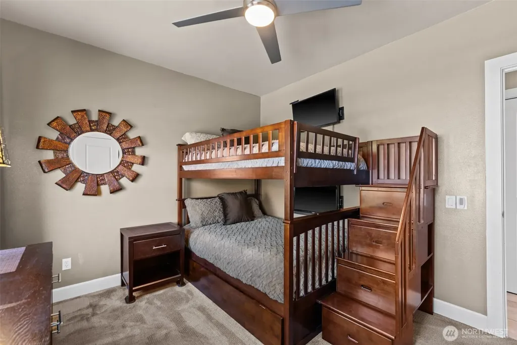 9119 Seahawk Lane NW Quincy WA 98848