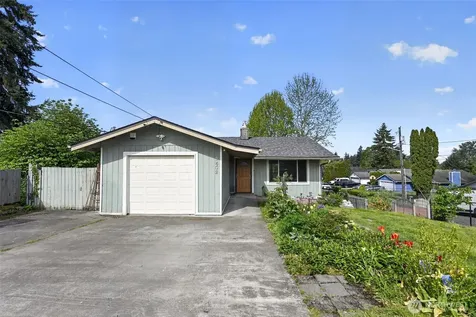 9402 S Sheridan Avenue Tacoma WA 98444