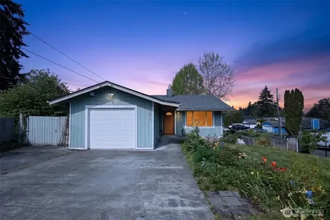 9402 S Sheridan Avenue Tacoma WA 98444