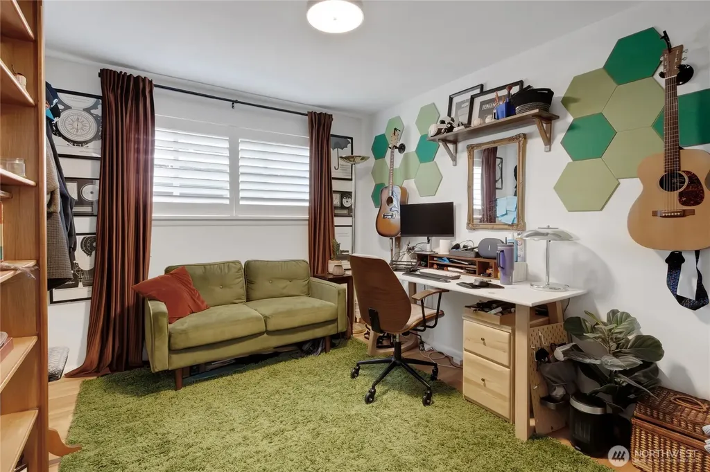 5014 35th Avenue SW Seattle WA 98126