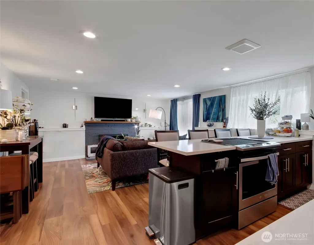 5014 35th Avenue SW Seattle WA 98126