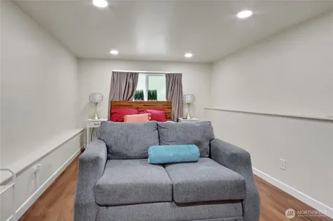 5014 35th Avenue SW Seattle WA 98126