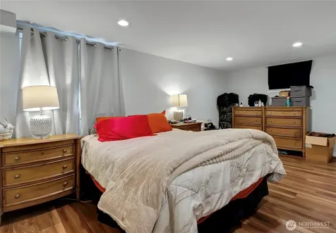 5014 35th Avenue SW Seattle WA 98126
