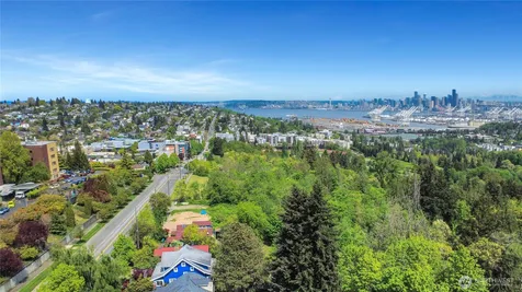 5014 35th Avenue SW Seattle WA 98126
