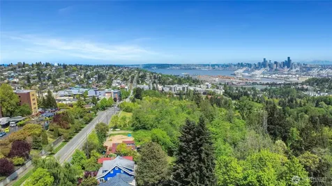 5014 35th Avenue SW Seattle WA 98126