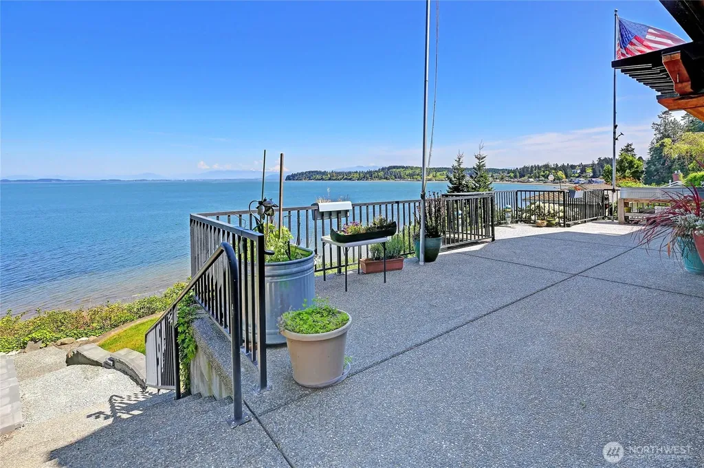 144 Loon Asea Lane Camano Island WA 98282