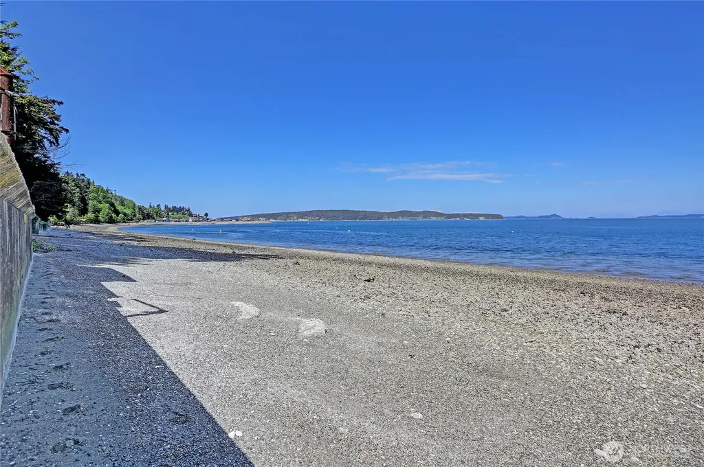 144 Loon Asea Lane Camano Island WA 98282
