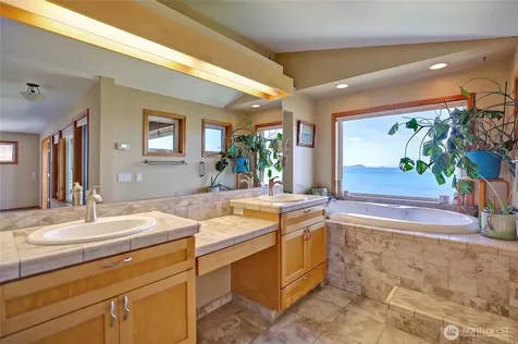 144 Loon Asea Lane Camano Island WA 98282