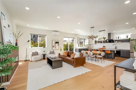 5114 15th Avenue S Seattle WA 98108