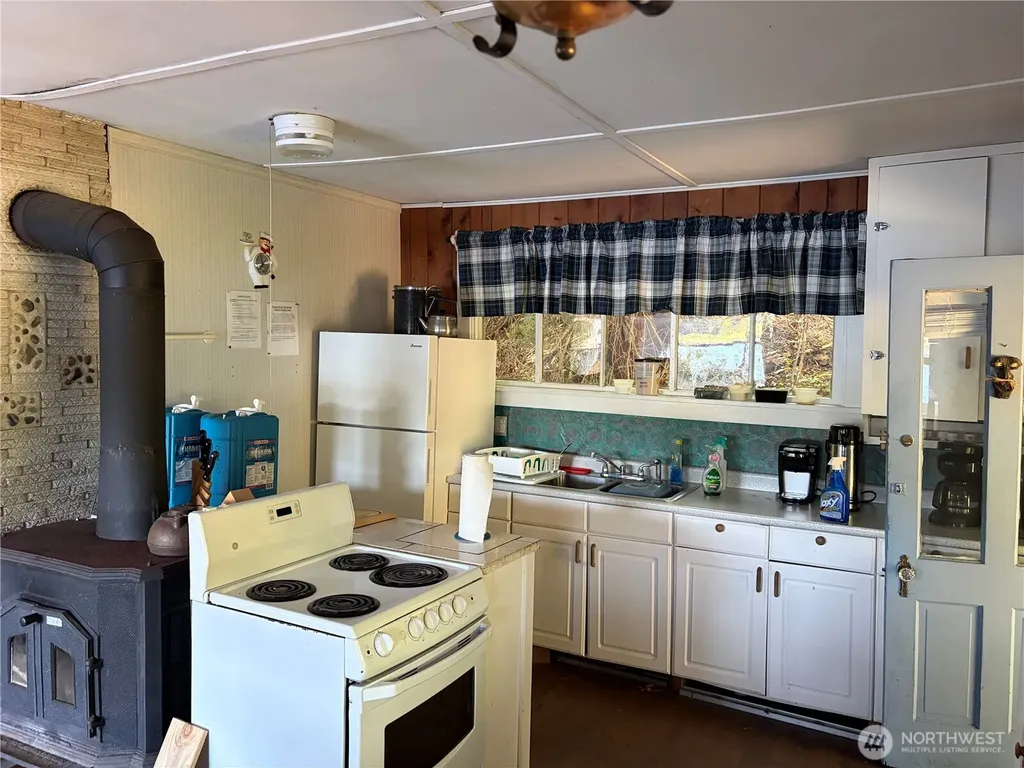 1054 Lake Whatcom Boulevard Bellingham WA 98284