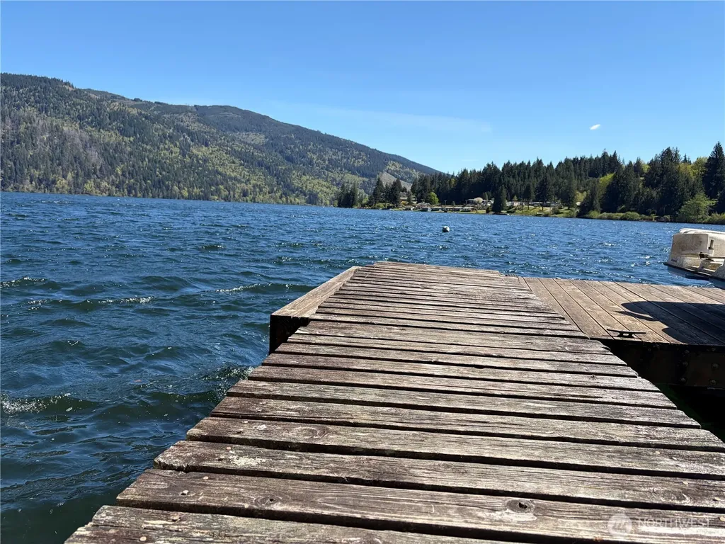 1054 Lake Whatcom Boulevard Bellingham WA 98284