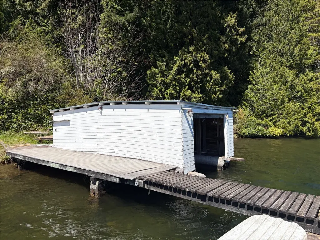 1054 Lake Whatcom Boulevard Bellingham WA 98284