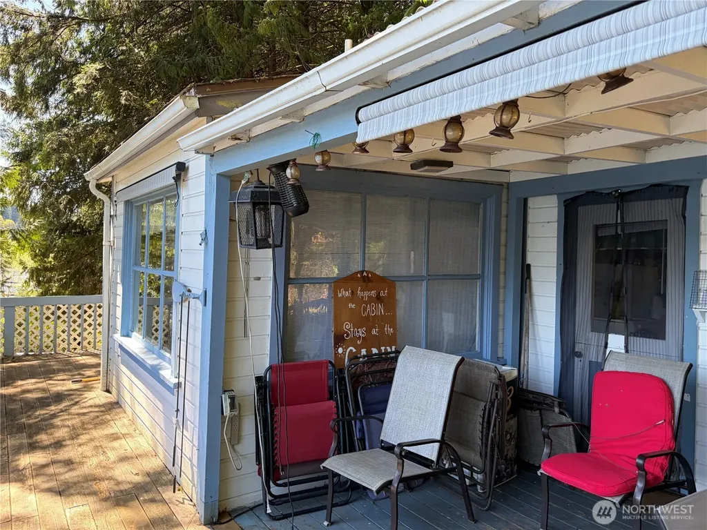 1054 Lake Whatcom Boulevard Bellingham WA 98284