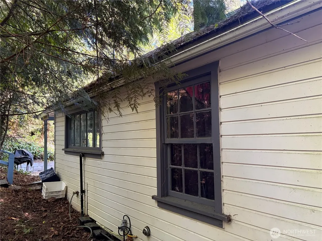 1054 Lake Whatcom Boulevard Bellingham WA 98284