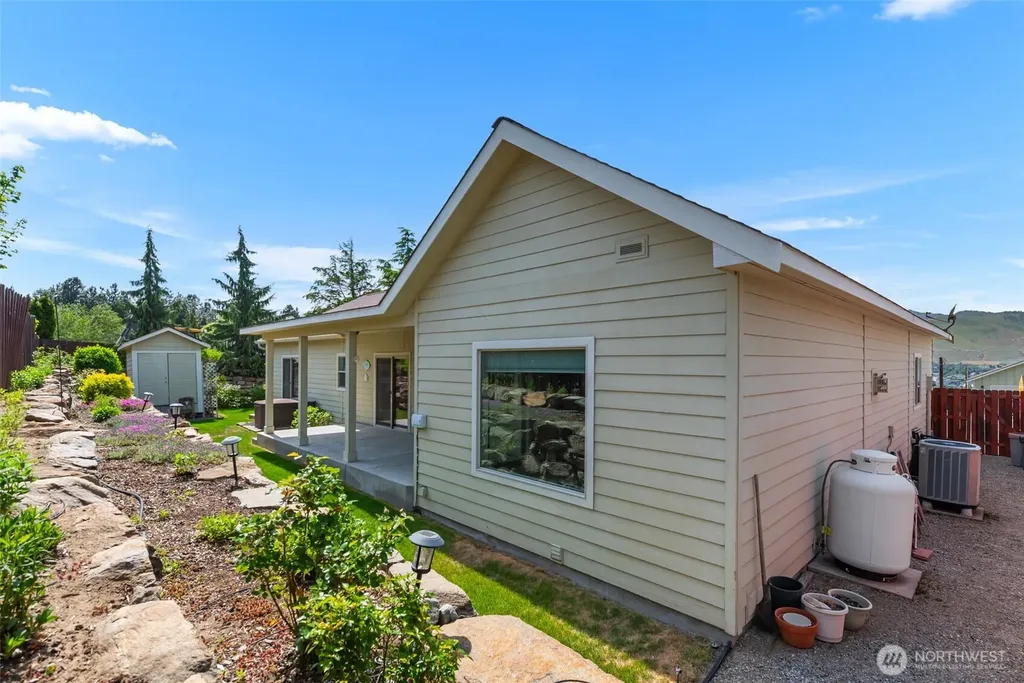 2125 Blackstone Court East Wenatchee WA 98802