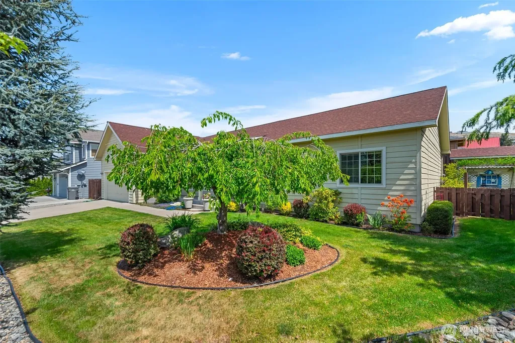 2125 Blackstone Court East Wenatchee WA 98802