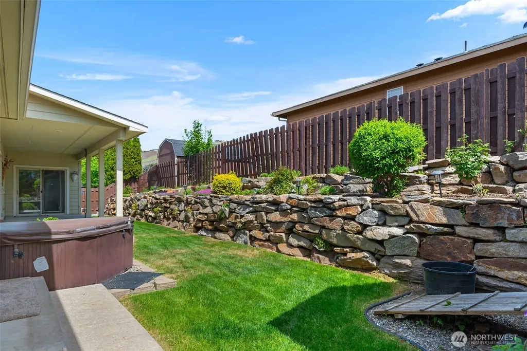 2125 Blackstone Court East Wenatchee WA 98802