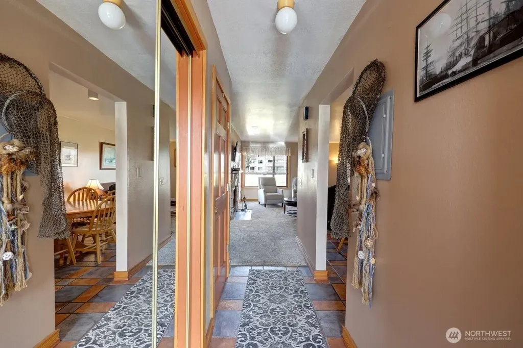 210 26th Street NW Long Beach WA 98631
