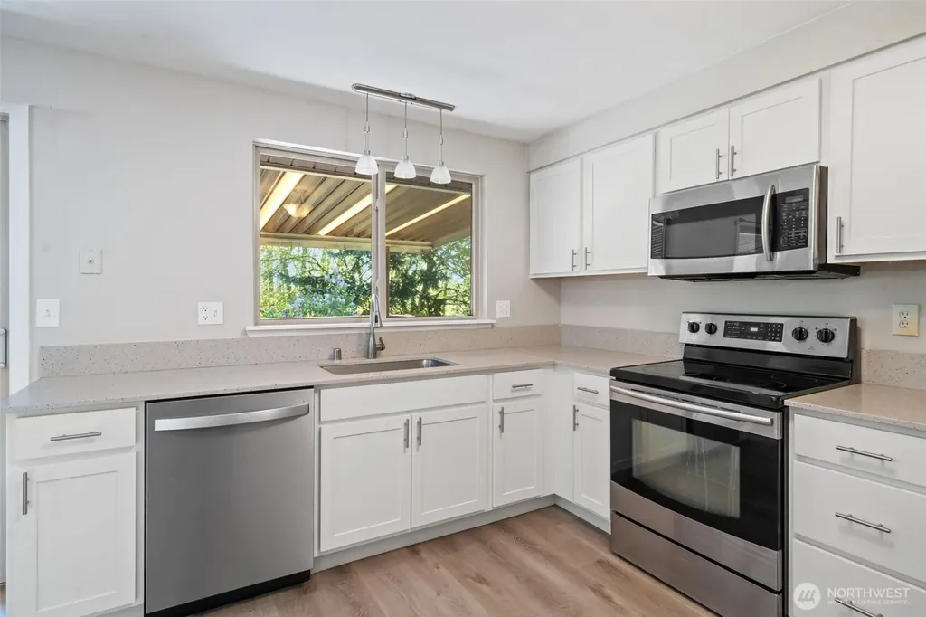 2103 Ponderosa Drive SE Port Orchard WA 98366