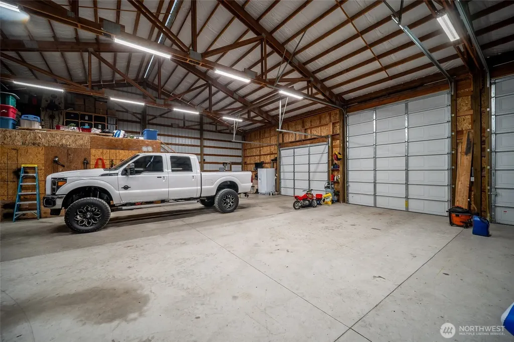 195 Bay Point Drive Castle Rock WA 98611