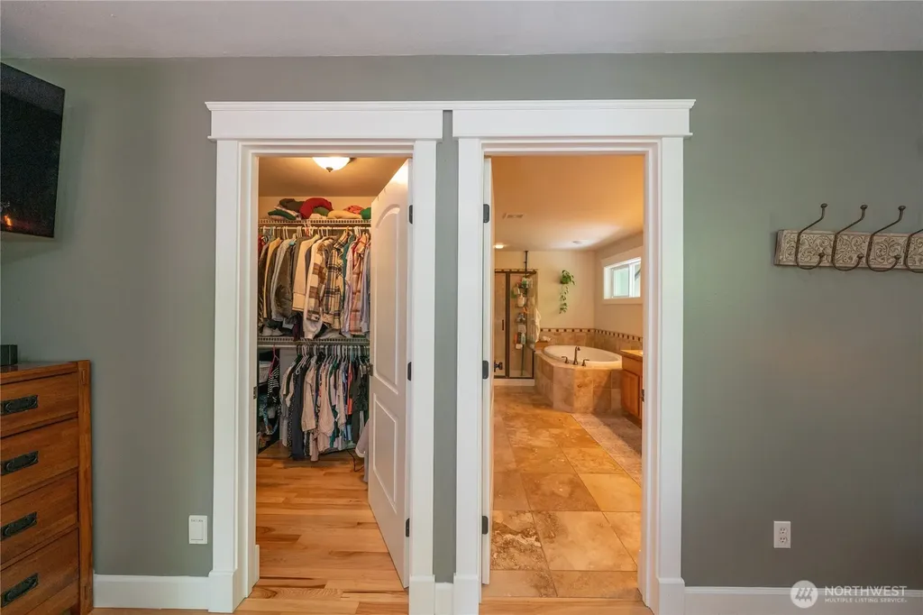 6031 139th Lane SW Rochester WA 98579