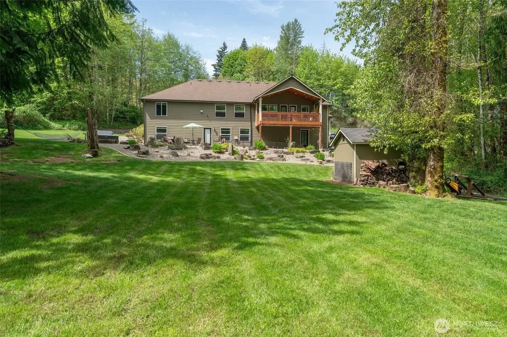 6031 139th Lane SW Rochester WA 98579