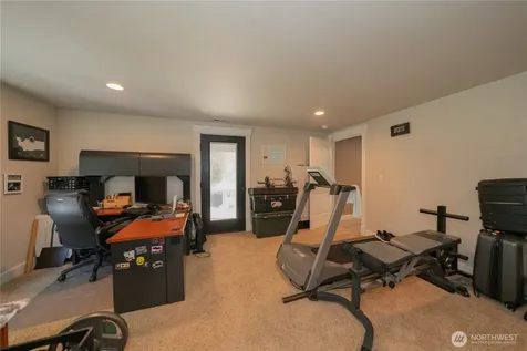 6031 139th Lane SW Rochester WA 98579