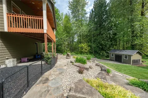 6031 139th Lane SW Rochester WA 98579
