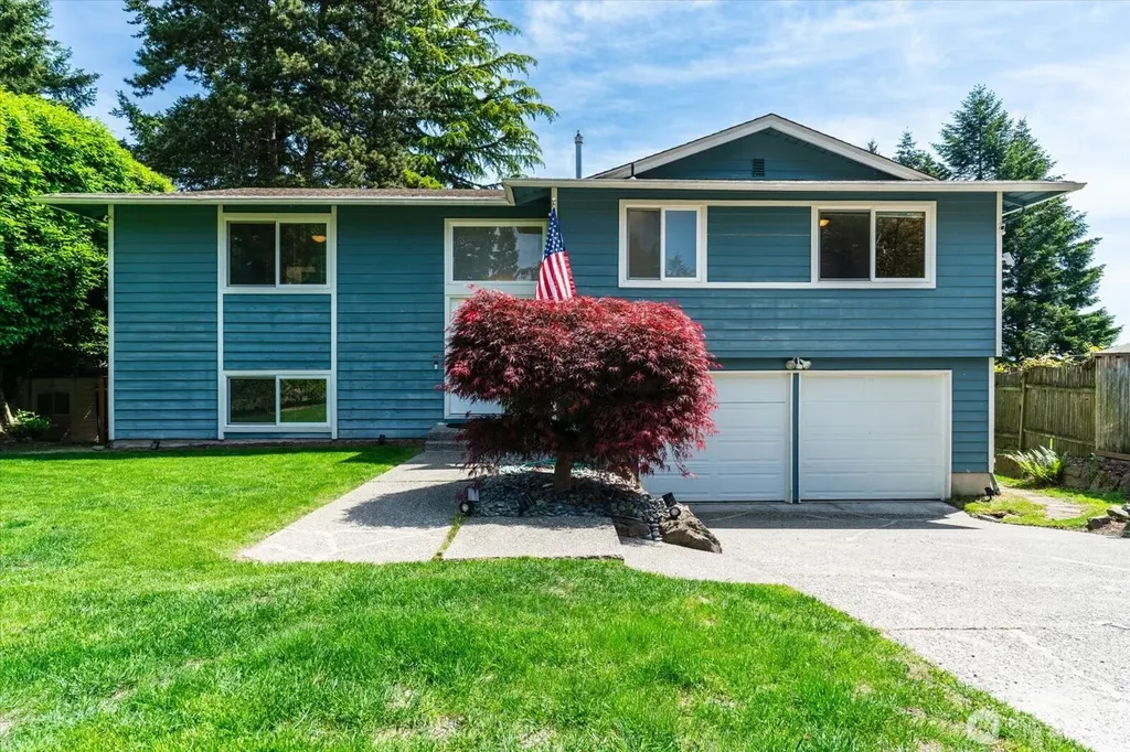 9236 NE 136th Place Kirkland WA 98034