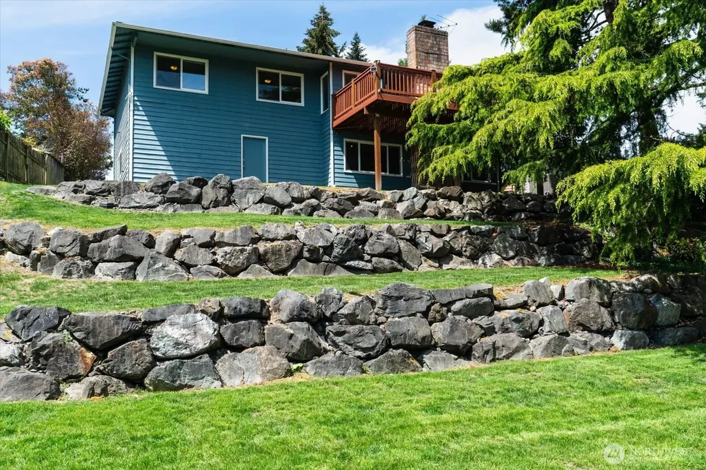 9236 NE 136th Place Kirkland WA 98034