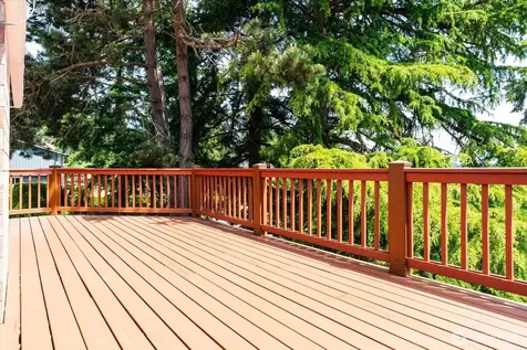 9236 NE 136th Place Kirkland WA 98034