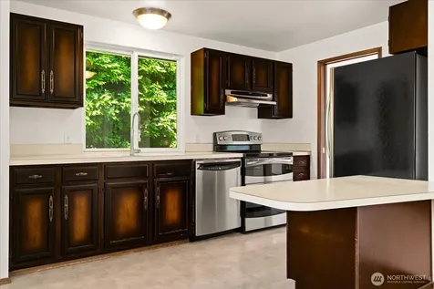 9236 NE 136th Place Kirkland WA 98034