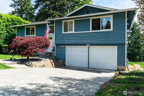 9236 NE 136th Place Kirkland WA 98034