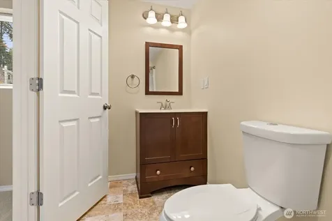 9236 NE 136th Place Kirkland WA 98034