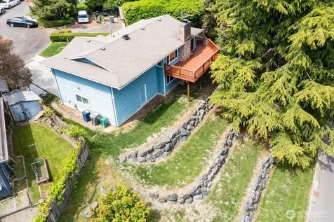 9236 NE 136th Place Kirkland WA 98034