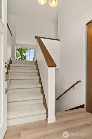 9236 NE 136th Place Kirkland WA 98034