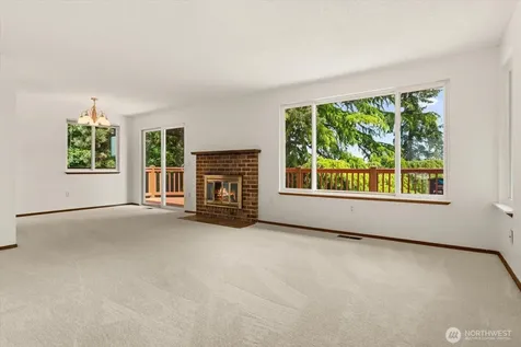 9236 NE 136th Place Kirkland WA 98034